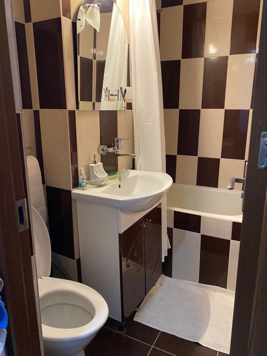 Apartament cu doua camere de inchiriat in rogerius Oradea
