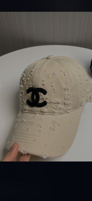 Șapcă Chanel, model 2026