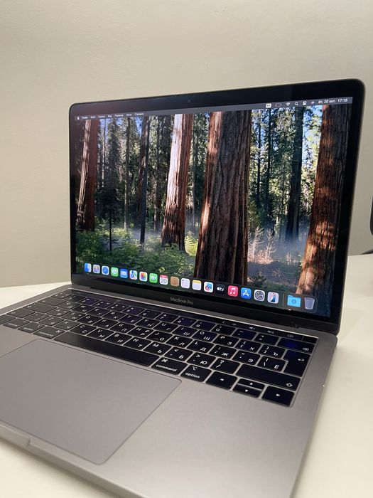 Продам MacBook Pro 13” 2019