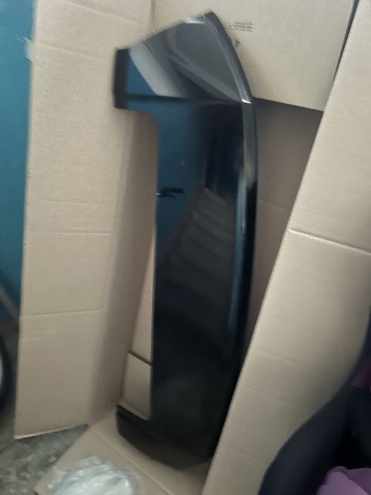 Спойлер багажника Santa Fe