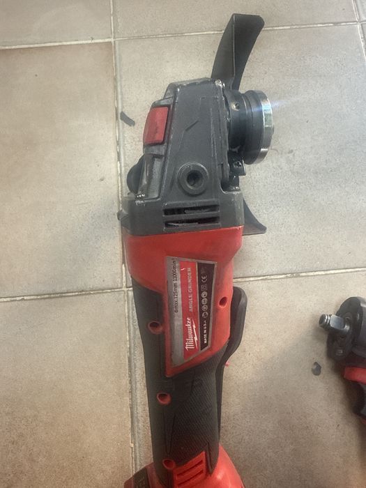 Ъглошлайф milwaukee m18