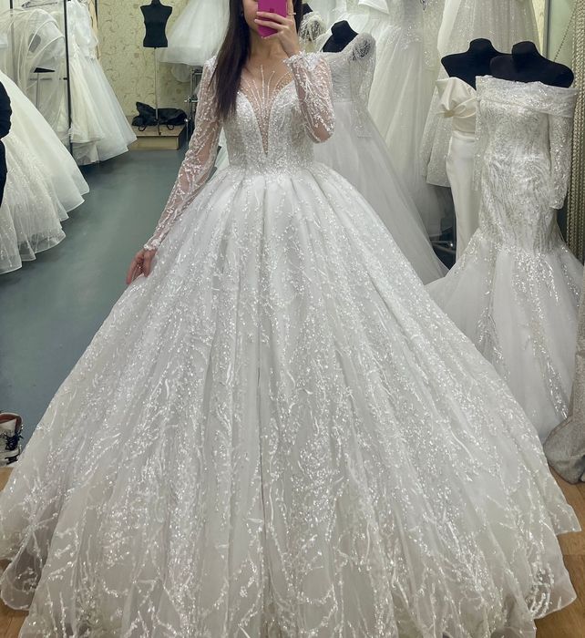 Свадебное платье