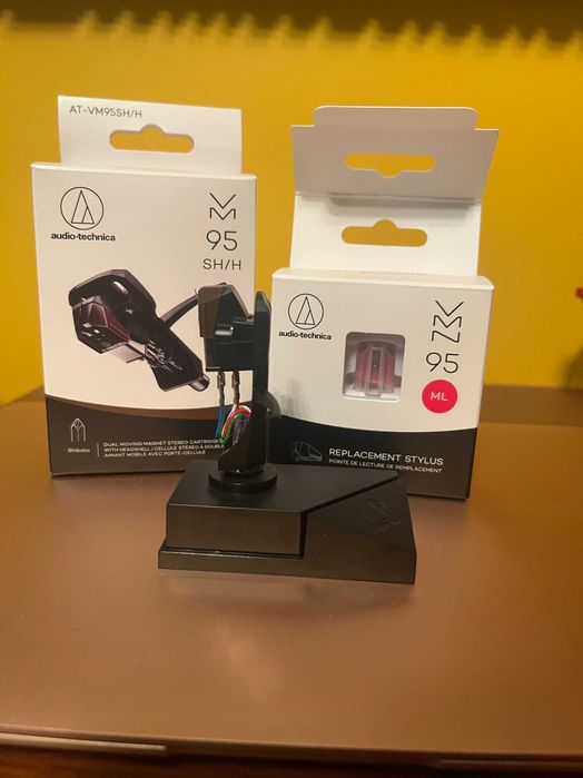 Audio technica AT-VM95SH/H + Headshell+ AT-VMN95ML резервна игла