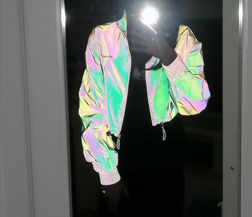 Geaca Bershka bomber holografic