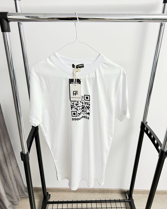 Tricou DSQUARED2 super calitate