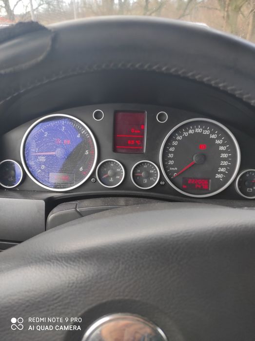 VW Touareg 2.5 TDI 6 скорости , 174 к.с. , 40 броя на части