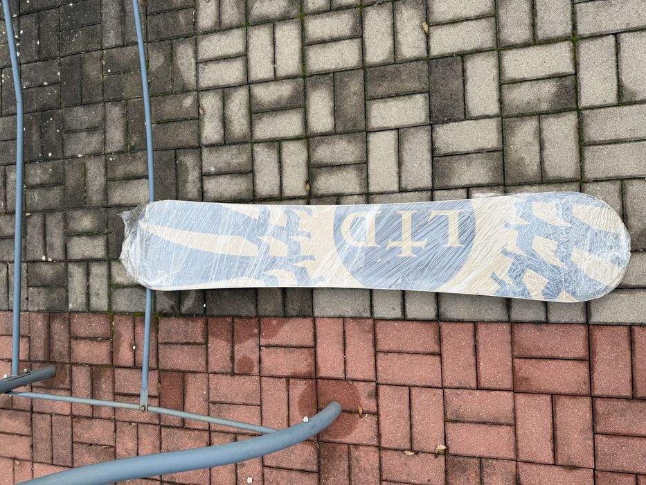 Snowboard LTD 157