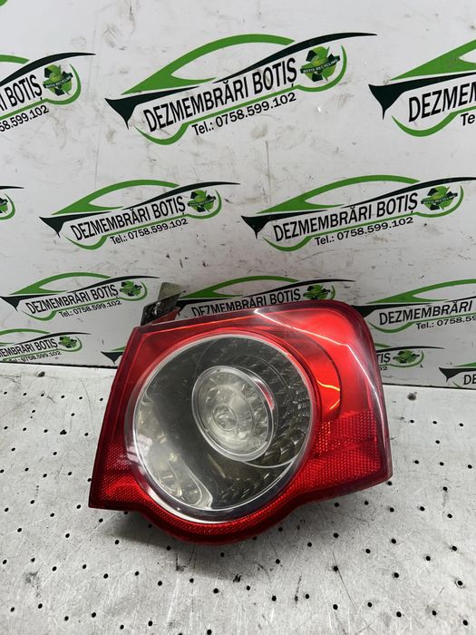 Lampa / Tripla stop dreapta pe aripa 3C5945096C Volkswagen VW Passat