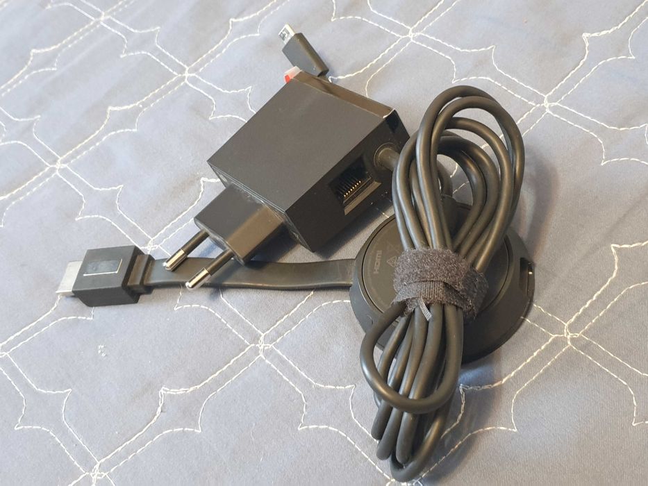 Chromecast ULTRA 4K Tv Streaming ca NOU
