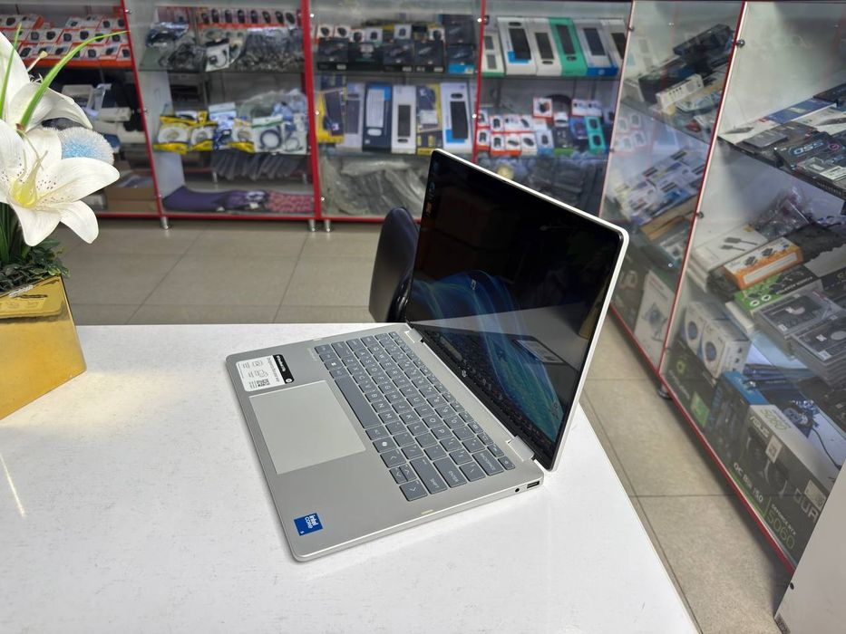 Hp omnibook X360 core i5-14 avlod DDR5 8/512SSD sensor IPS ekran ideal