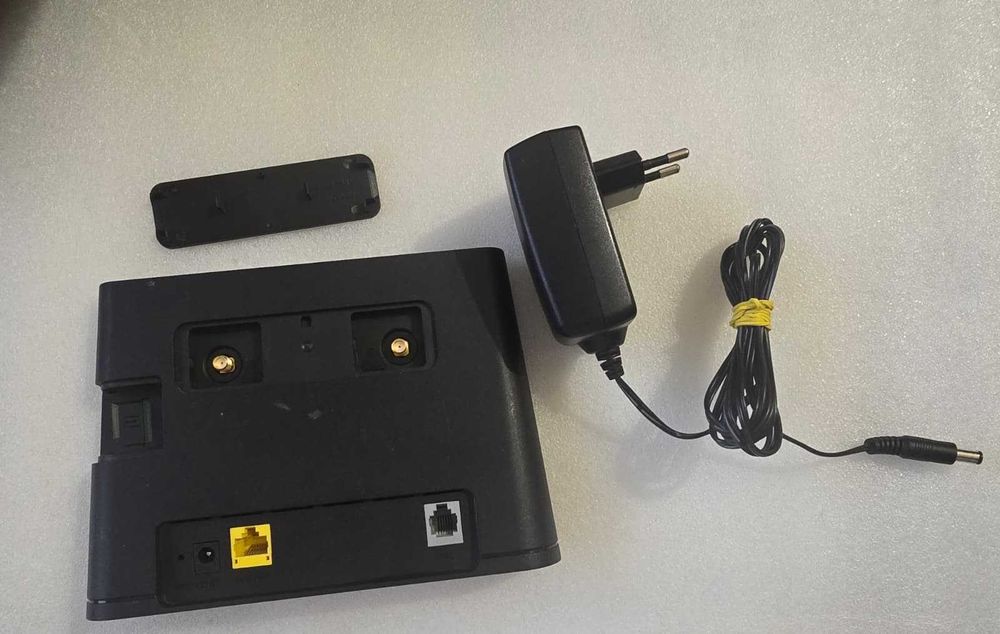 Router modem Huawei wireless B310s-22 LTE 4G, SIM LTE, 1500mbps