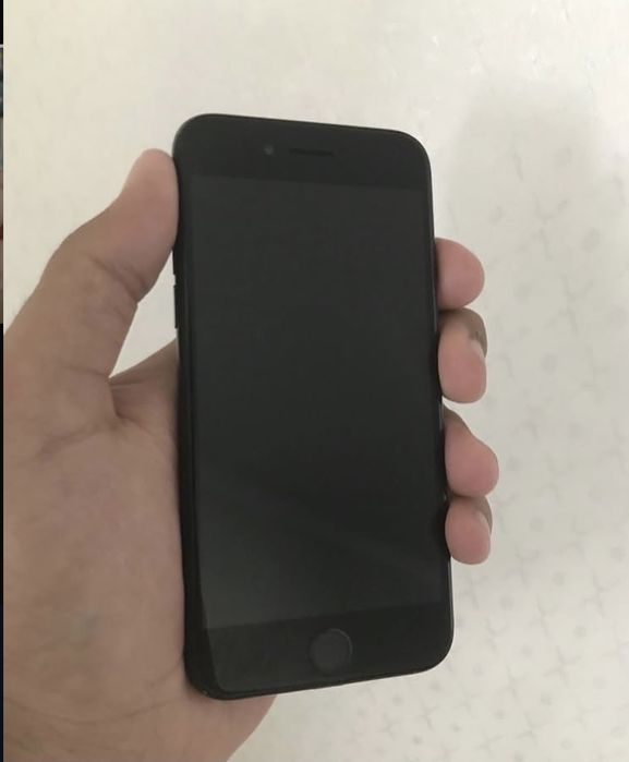 Iphone 7 ideal  srochna sotladi