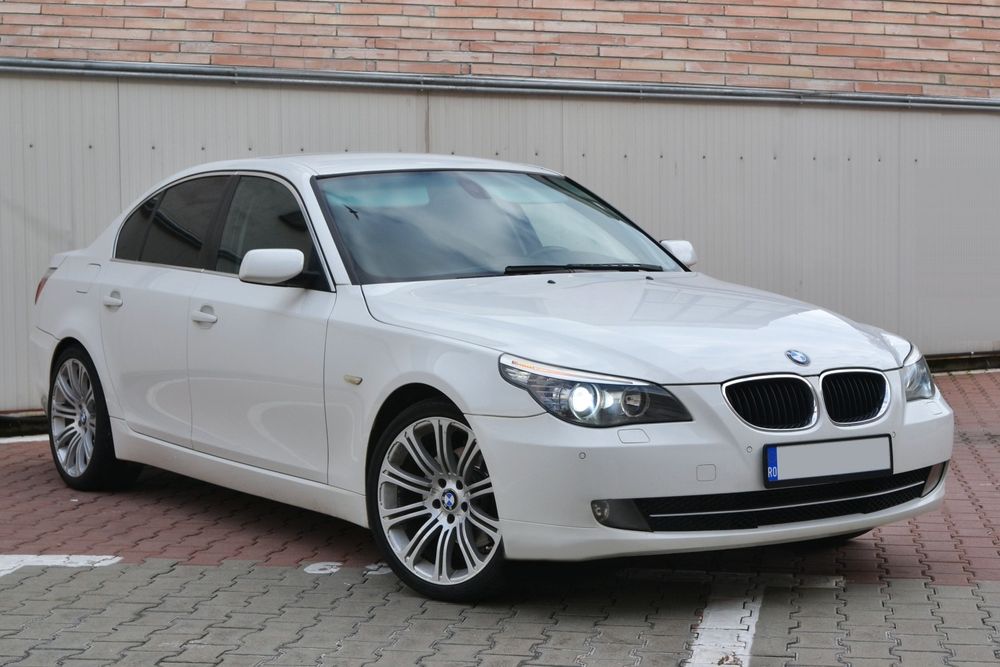 BMW Seria 5 E60 LCi/ 520d/ 2.0 diesel/ 2008 177cp/ Navi Mare/ Înmatric