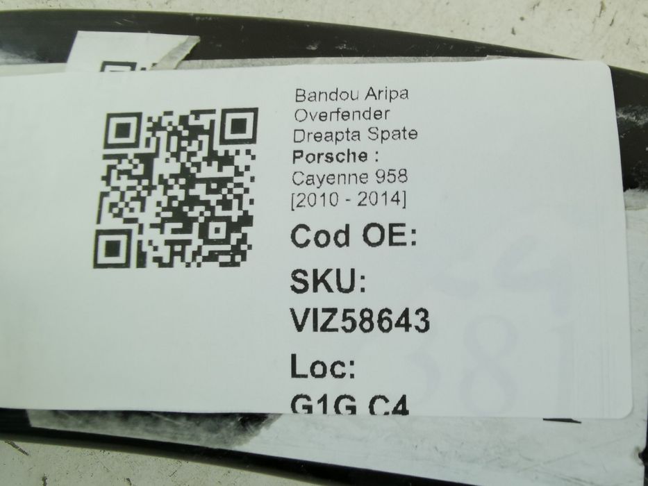 Порше Каен / Porsche Cayenne Оригинален заден десен крилен разширител