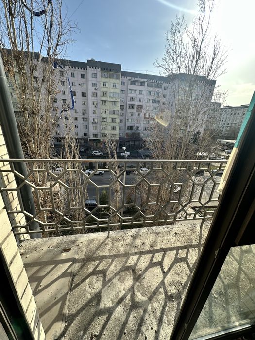 Продаеся 2/4/9.  50 кв