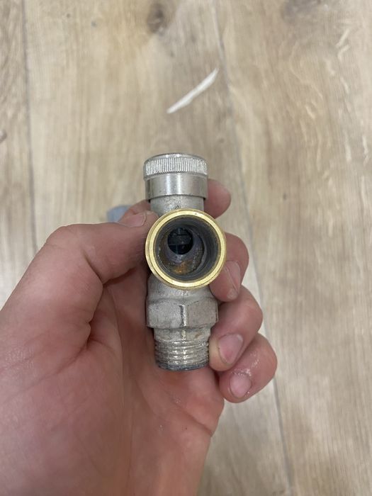 Клапан Danfoss для радиатора