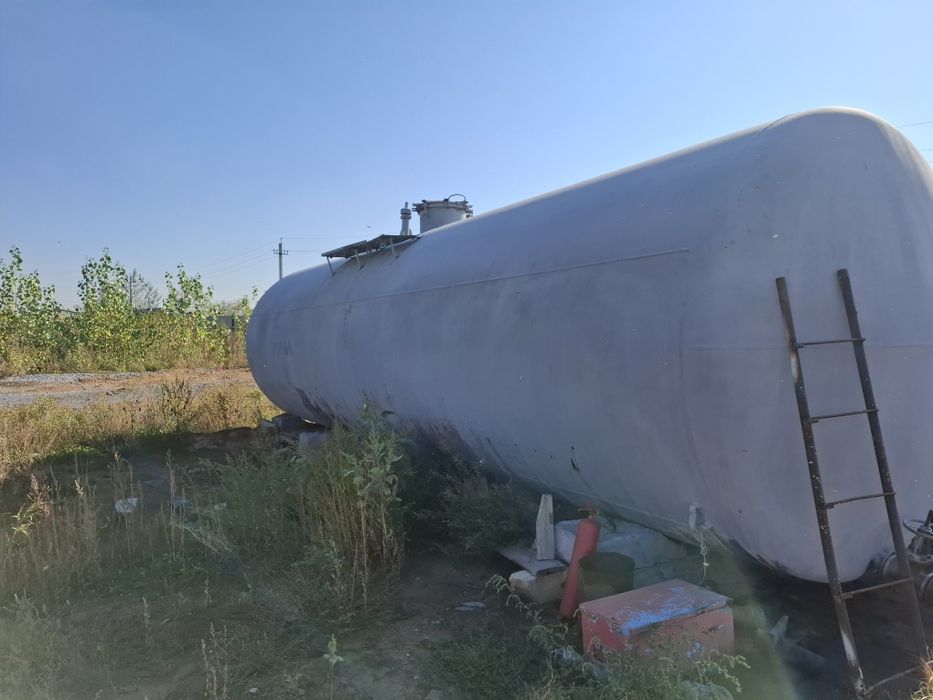 Цистерна  продам