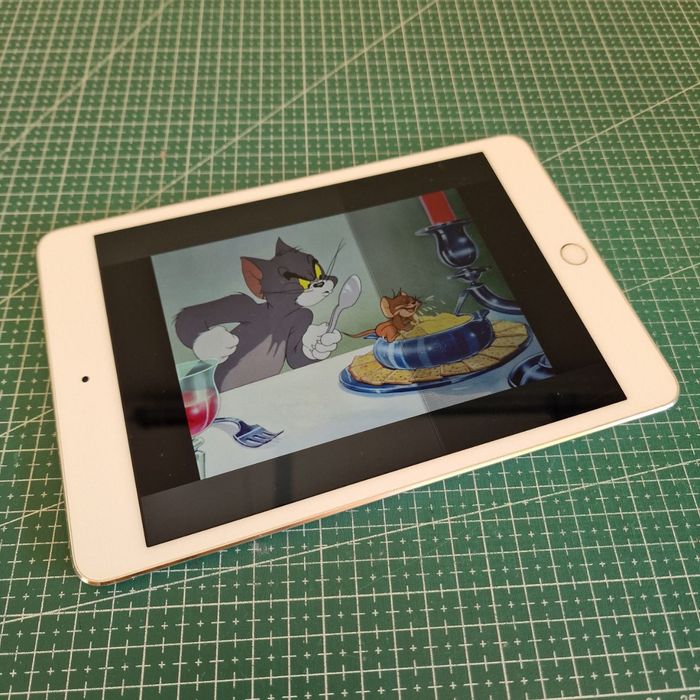 Apple iPad mini 4 – 128 GB – модел A1538