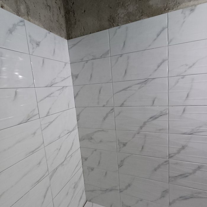 Ofer servicii pentru amenajări interioare și exterioare