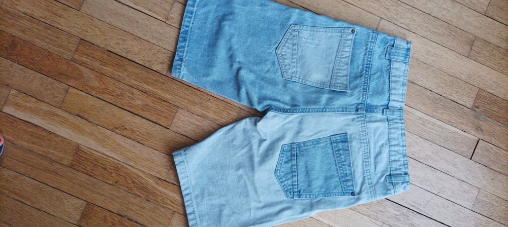 Къси панталони ZARA,H&M и RESERVED размер 134-140 см.