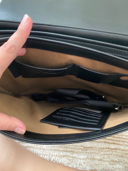 Кожаный портфель