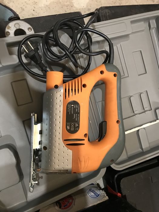 Fierastrau pendular italia 710w Defect
