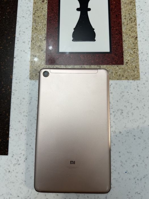 Планшет MI PAD 4