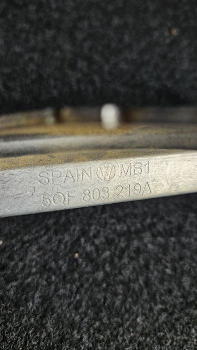 Планка държач за акумулаторна батерия