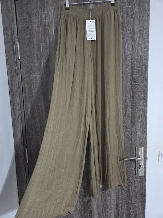 Pantaloni satinati