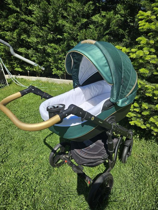 Vand sistem complet 3 in 1 pentru bebe – format din scoica premium auto Cybex Cloud T Plus + carucior Adamex Encore + landou Adamex NOU