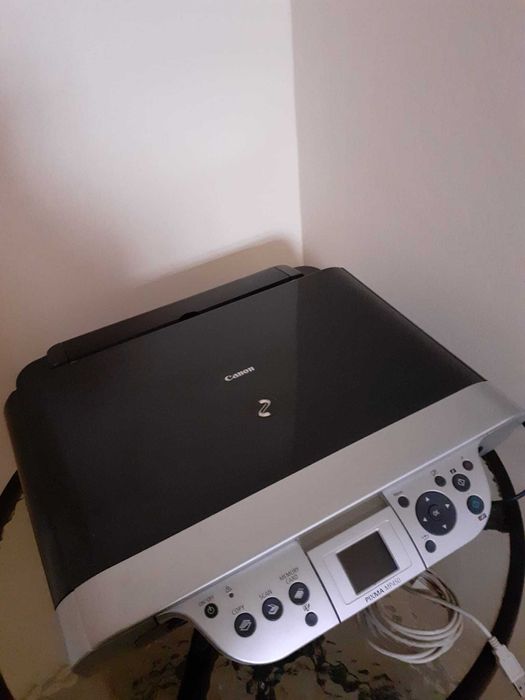 Imprimanta multifuncționala Canon Pixma MP450 cu cartușe de rezerva