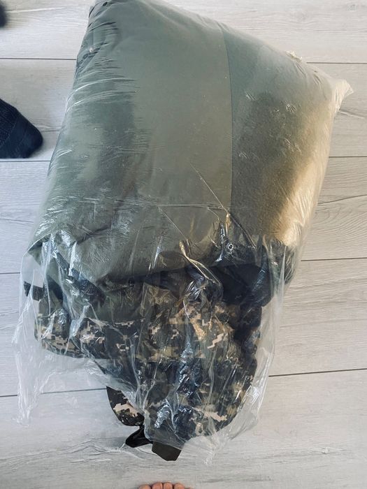 Продам новый  бушлат с ватником