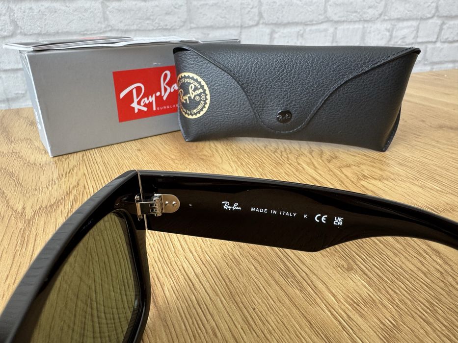Слънчеви очила Rayban, без следи от употреба