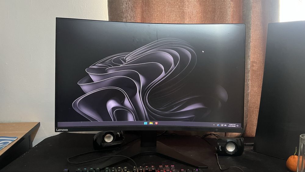 Monitor curbat Gaming 165 hz 27inch