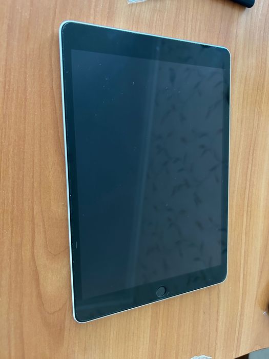 iPad 9th generation 2021 64 gb
