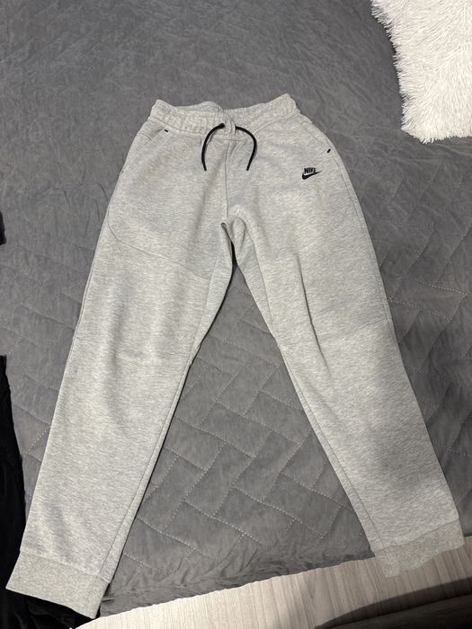 Nike tech fleece