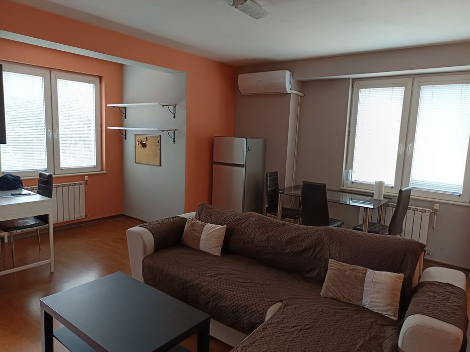 Дава се под наем Двустаен апартамент в София, Надежда 4 - 68 кв.м за 550 € - Снимка #1