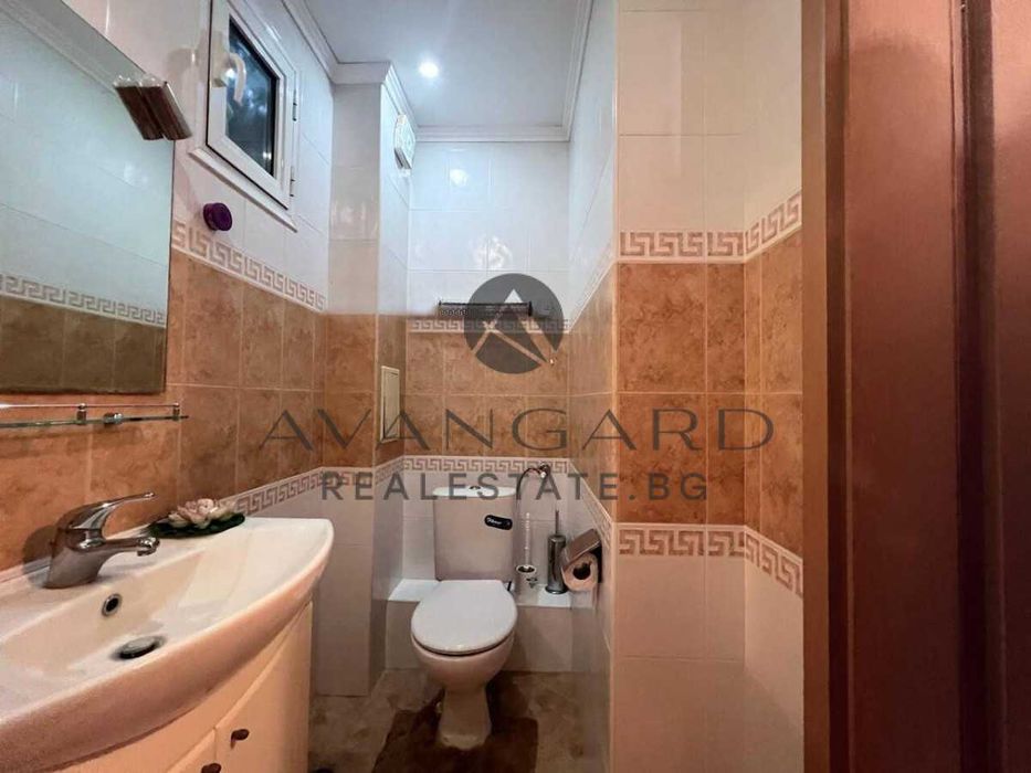 Продава се Тристаен апартамент в Пловдив, Център - 91 кв.м за 1171 €/кв.м - Снимка #5