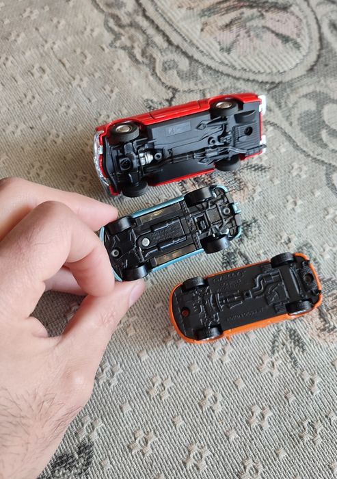 (Machete) Masinute metalice impecabile