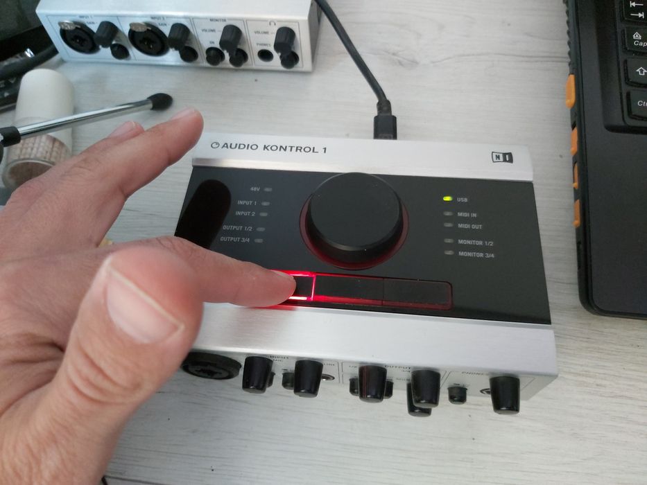 Native instruments Audio Kontrol 1