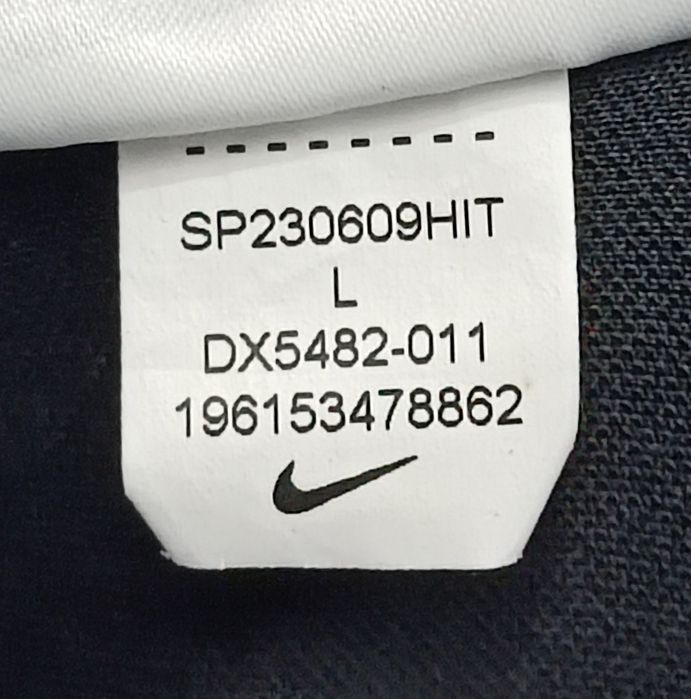 Nike DRI-FIT Tee оригинална тениска ръст 147-158см Найк спортна черна фланелка