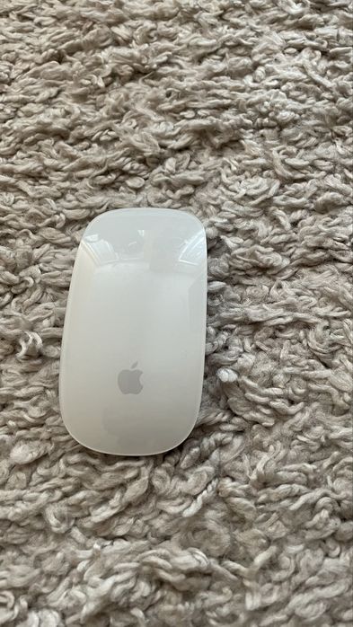 Apple MacBook Air 8GB RAM 256GB SSD 12"(2016) + Apple Magic Mouse 2