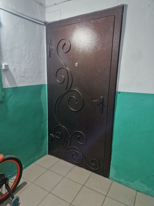 Продам 3 комнатную квартиру