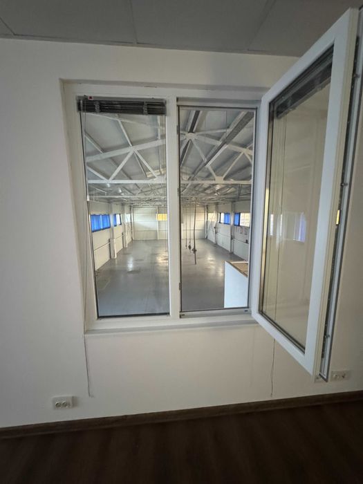 Дава се под наем Офис в Ямбол, Възраждане - 200 кв.м за 255 € - Снимка #8