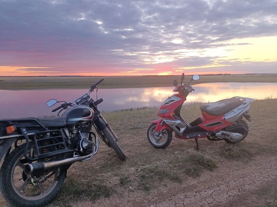 Продам скутер 150 кубов