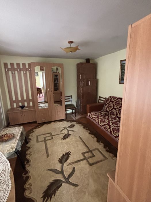 VAND  2 CORPURI  casa 1254 mp Leresti Arges