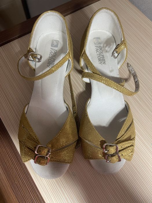 Туфли для танцев