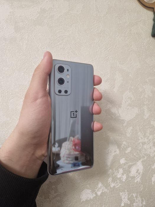 OnePlus 9 pro 256/8
