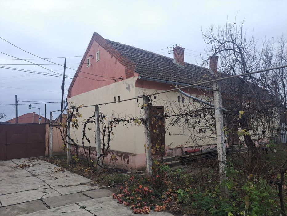 Casa de vânzare situata in Simand pe soseaua Arad#ORADEA  5610 mp