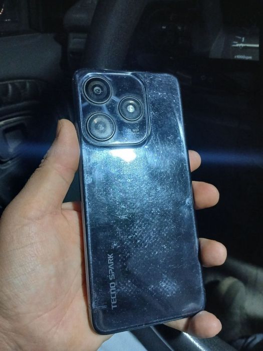 Tecno spark 10c sotiladi
